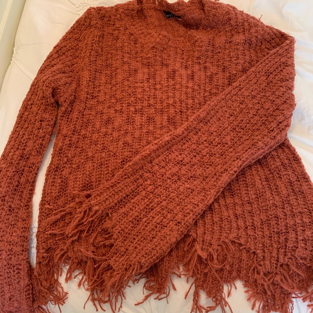 Sweater! - Picture 3 of 3